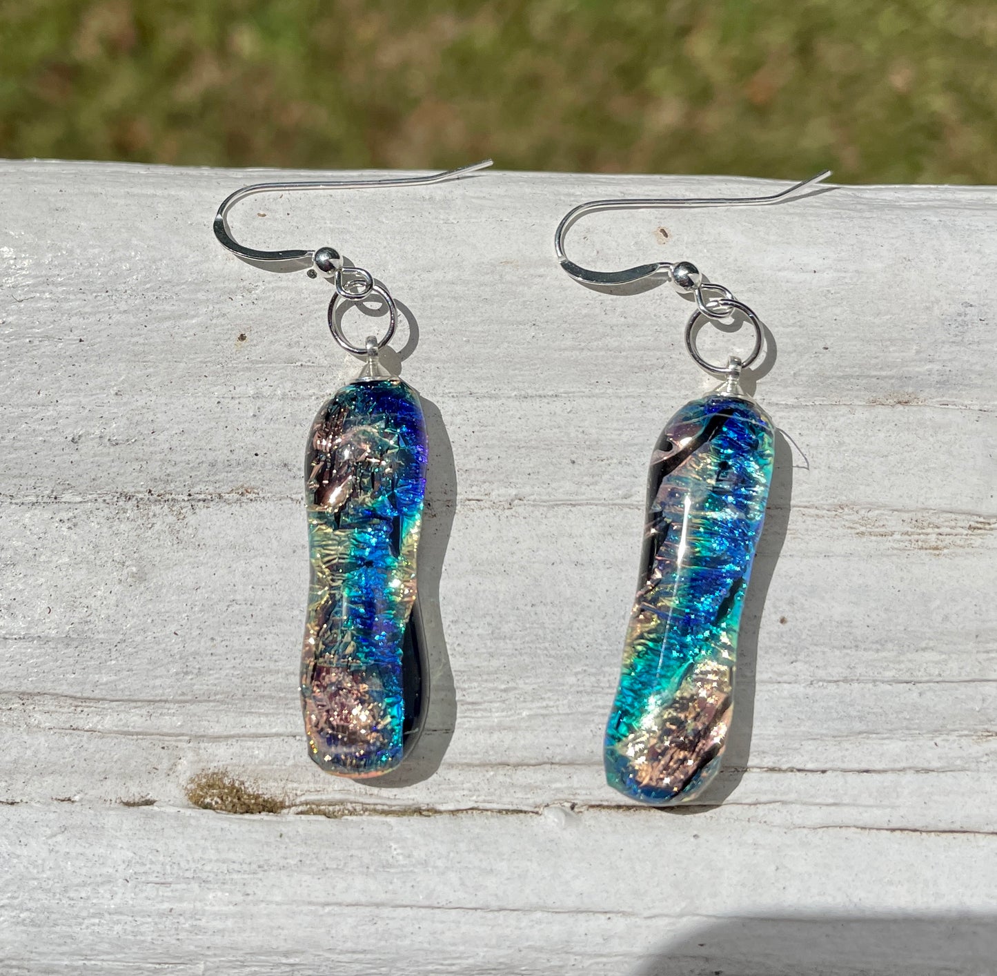 Dangle earrings